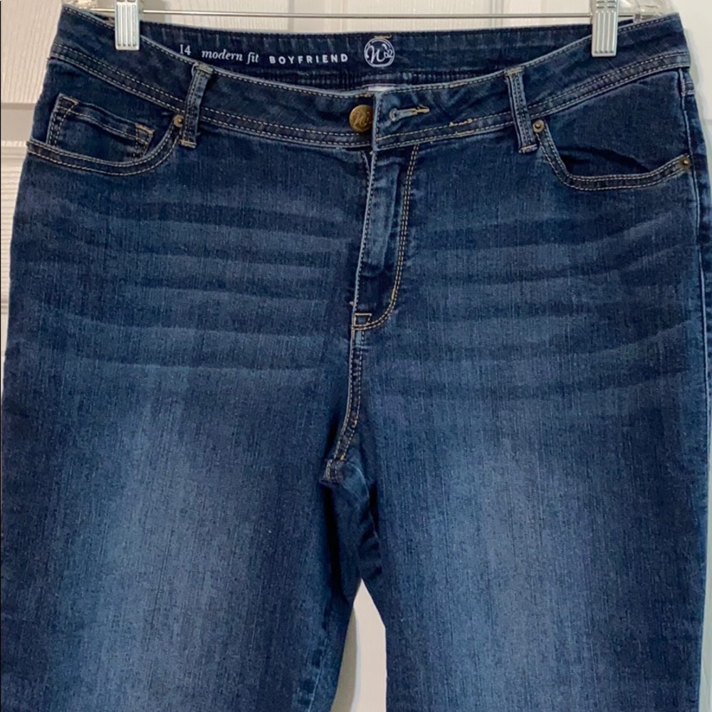 Dressbarn Modern Fit Boyfriend jeans Size 14